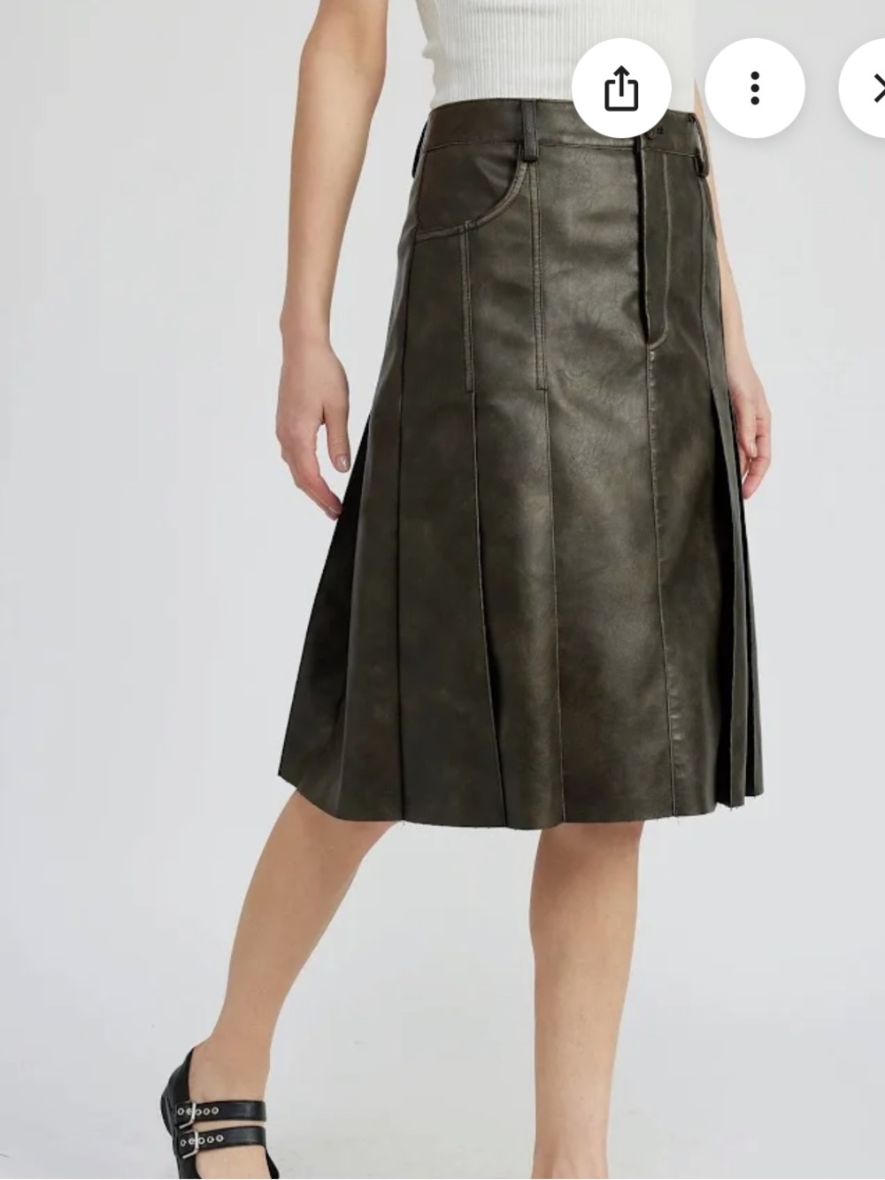 En Saison Faux leather pleated skirt - Picture 7 of 8